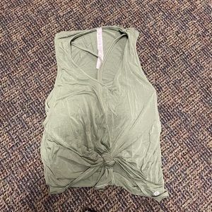 lululemon tank
